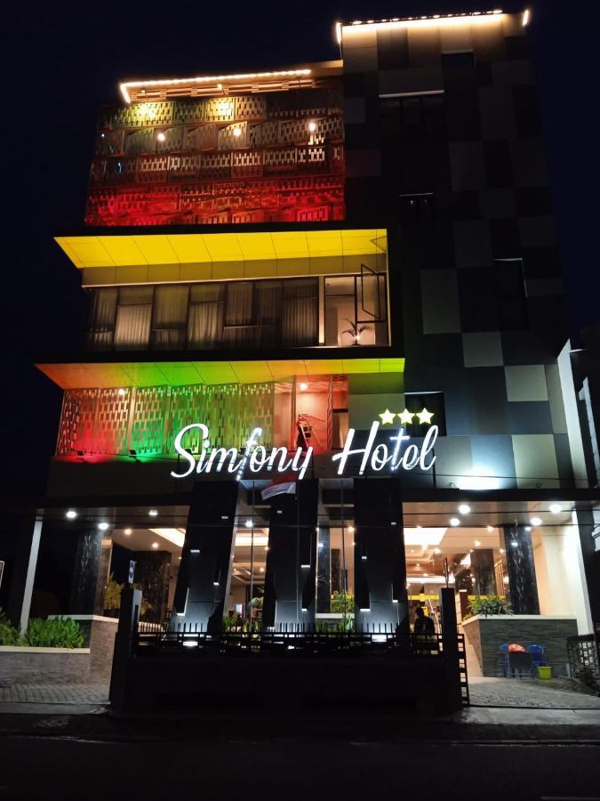Hotel Simfony Alor Kalabahi Εξωτερικό φωτογραφία