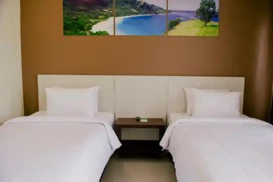 Hotel Simfony Alor Kalabahi Εξωτερικό φωτογραφία